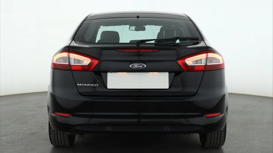 Ford Mondeo -