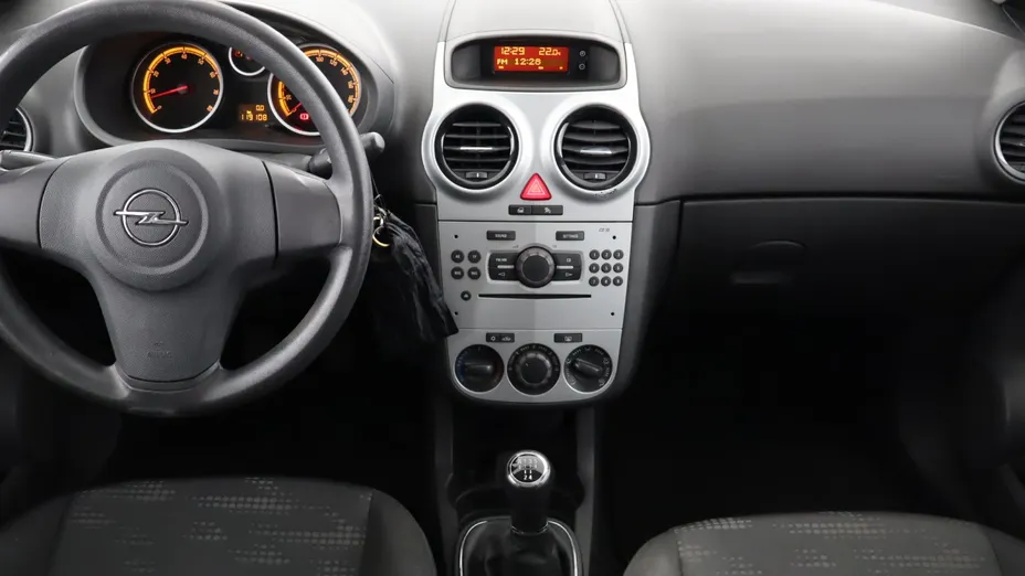Opel Corsa -