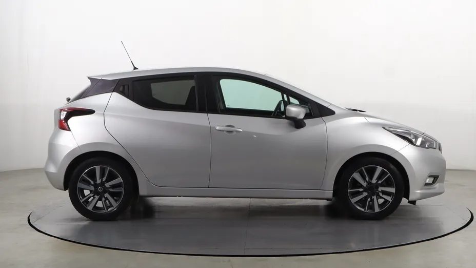 Nissan Micra -