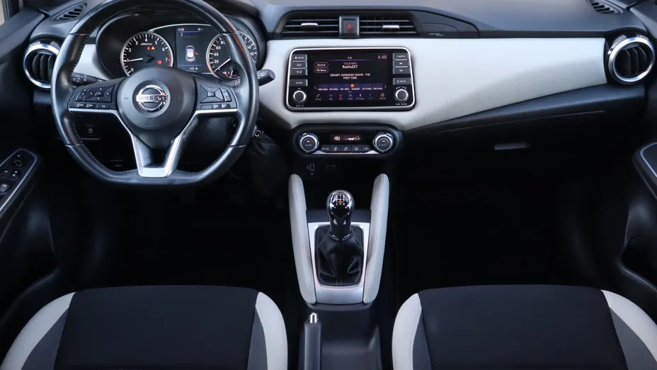 Nissan Micra -