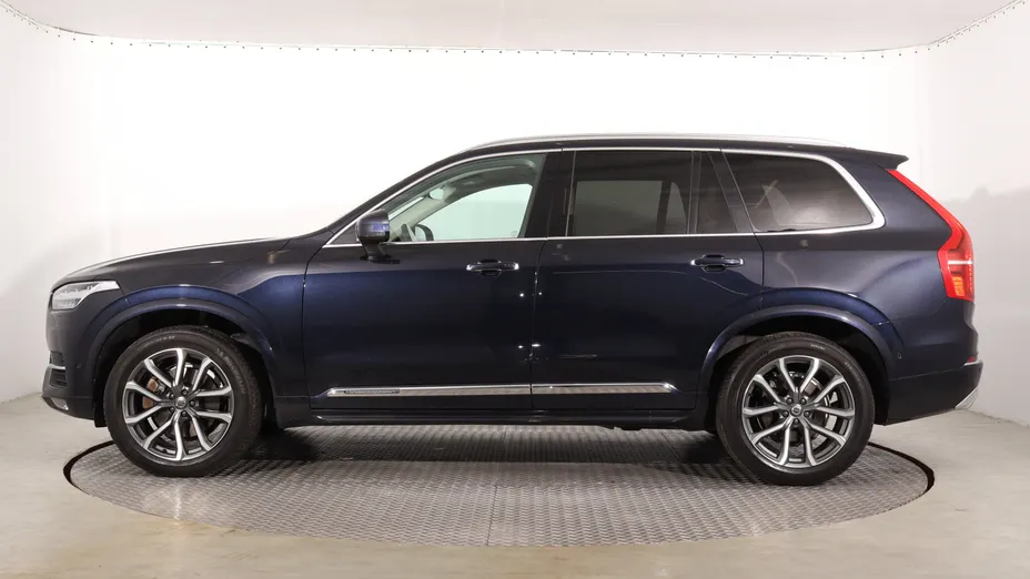 Volvo XC90 -