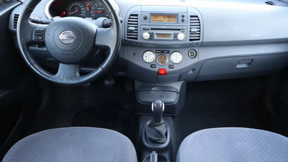 Nissan Micra -