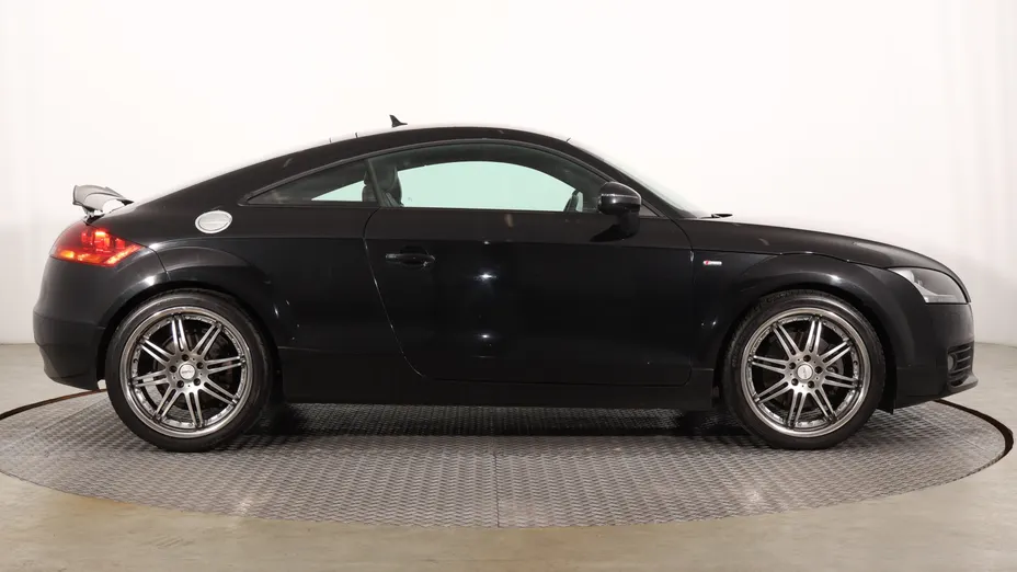 Audi TT -