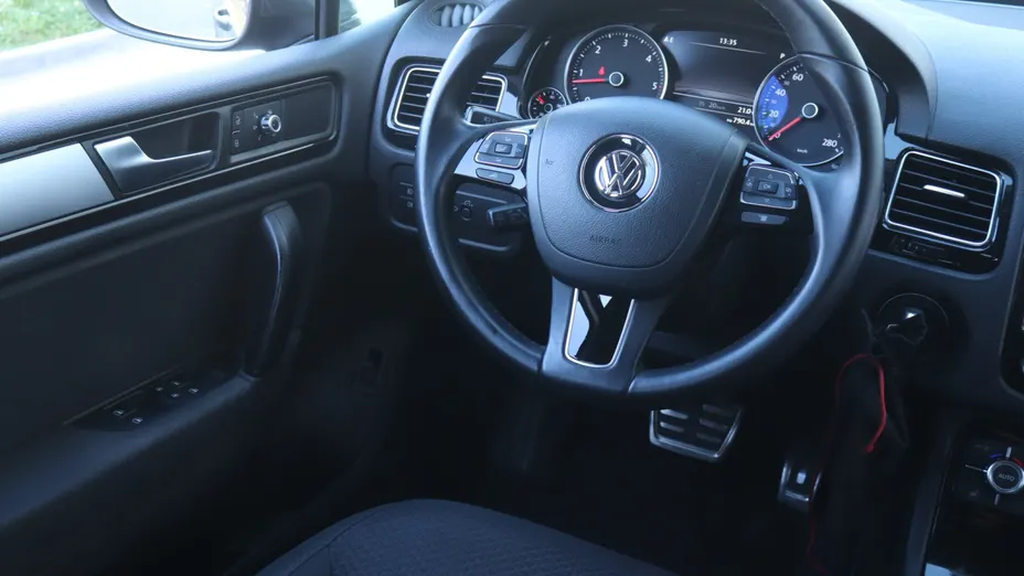 VW Touareg -
