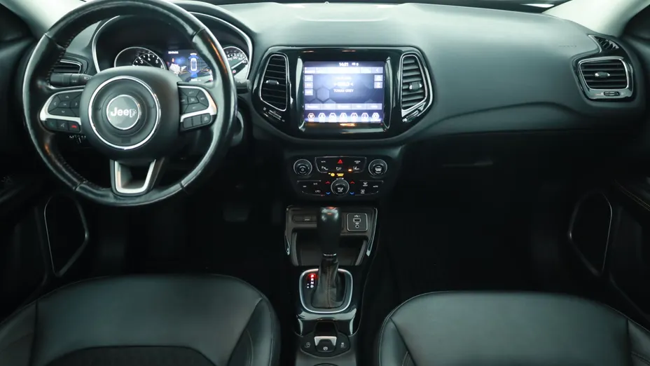 Jeep Compass -
