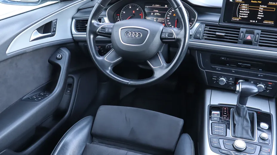 Audi A6 -