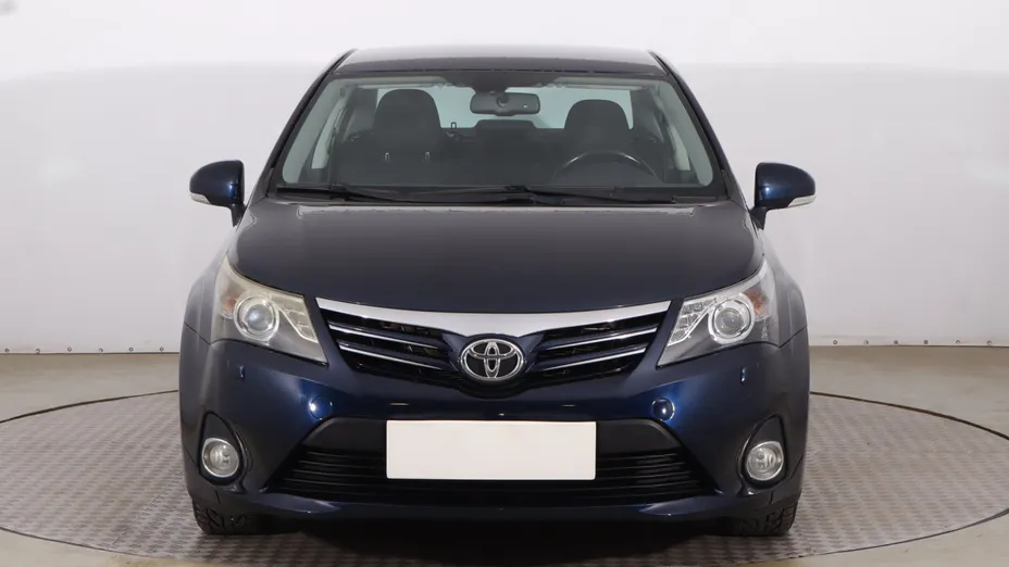Toyota Avensis -