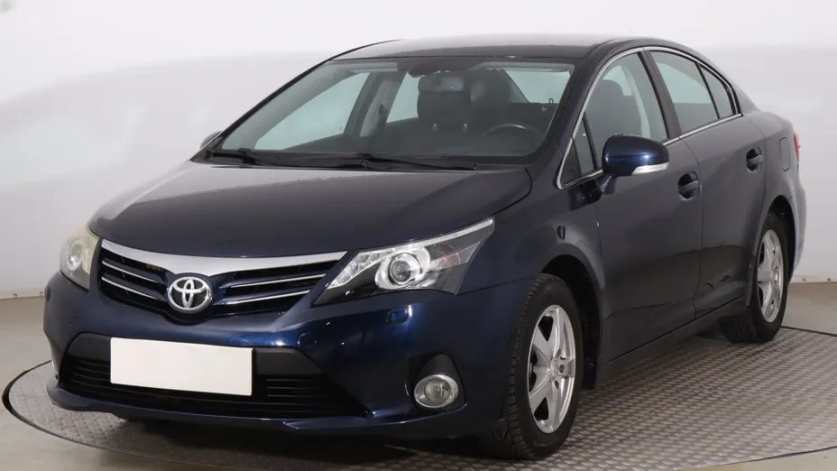 Toyota Avensis -