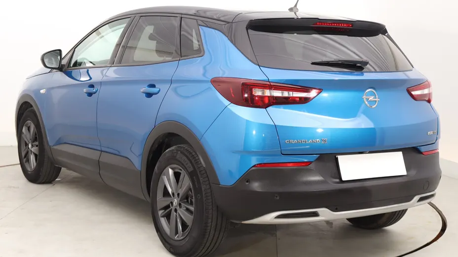 Opel Grandland -