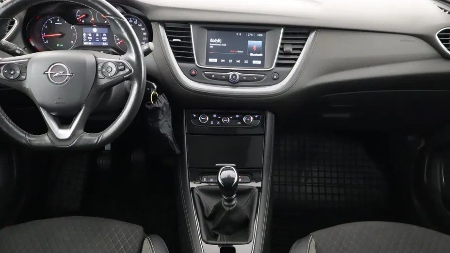 Opel Grandland -