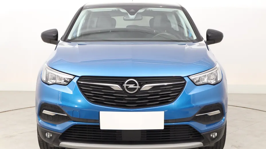 Opel Grandland -