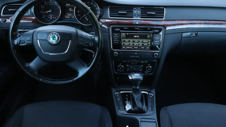 Skoda Superb -