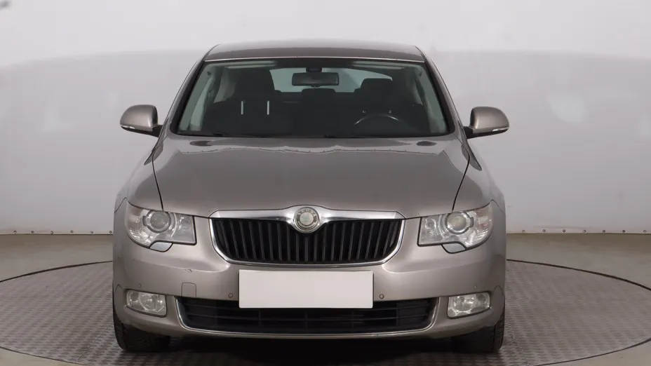 Skoda Superb -
