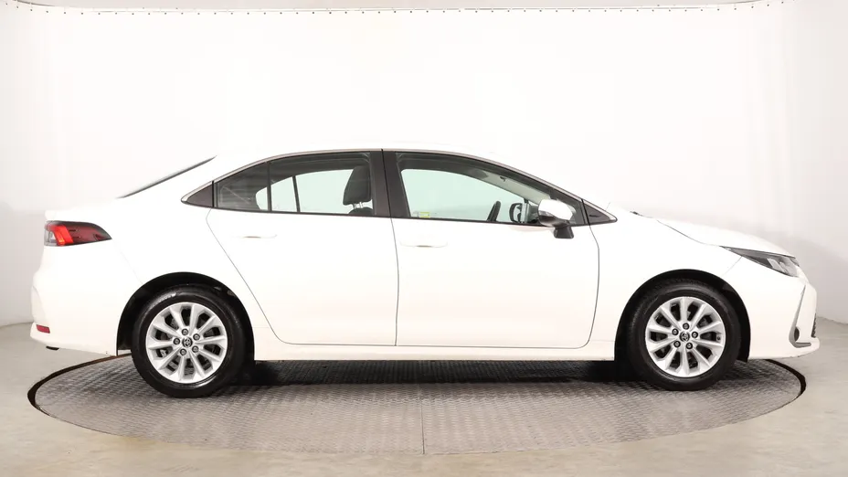 Toyota Corolla -