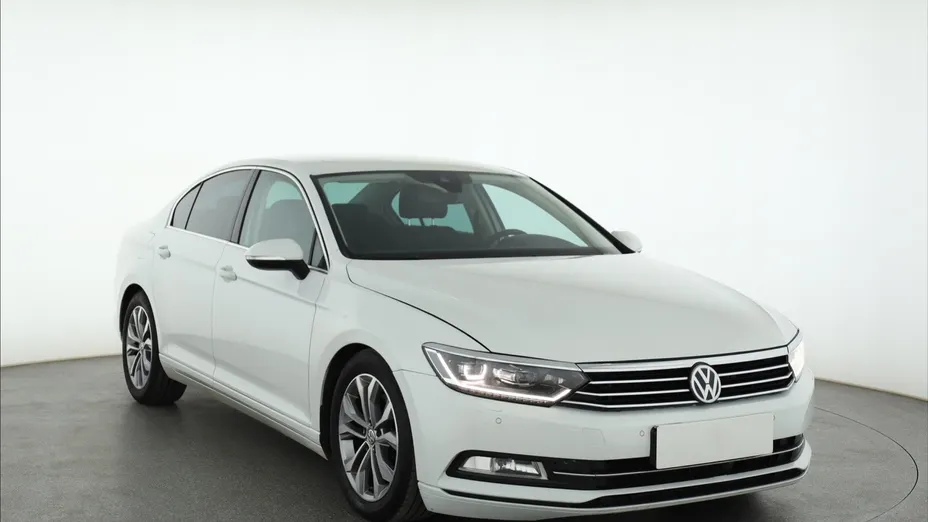 VW Passat -