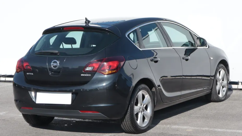 Opel Astra -