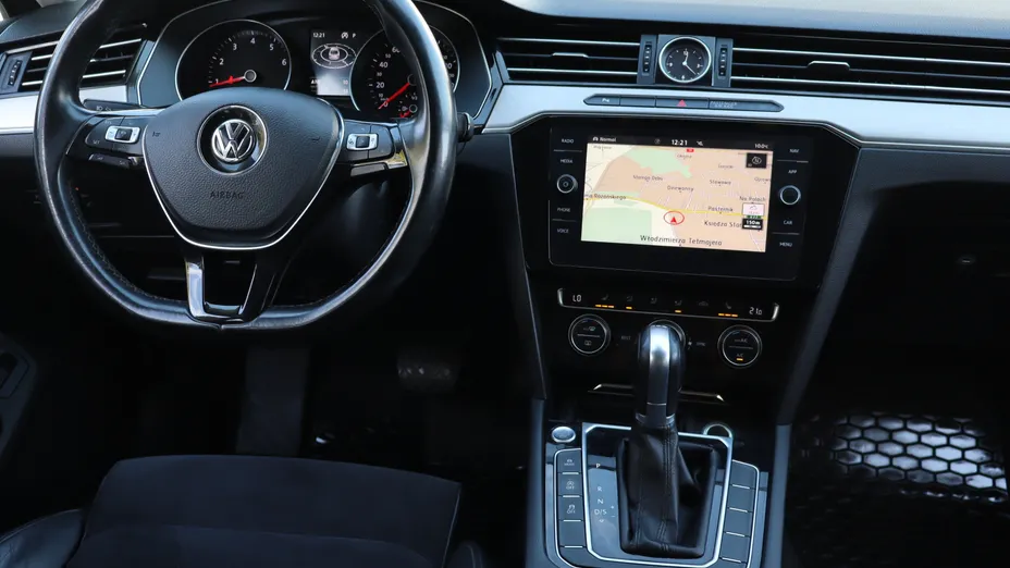 VW Passat -