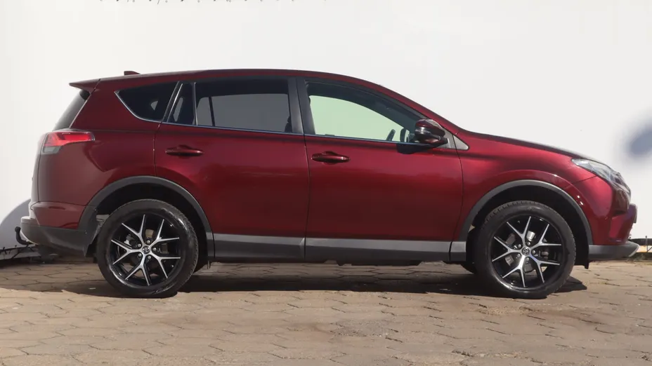 Toyota RAV4 -
