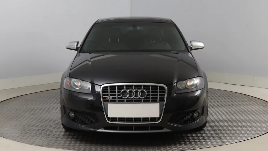 Audi S3 -