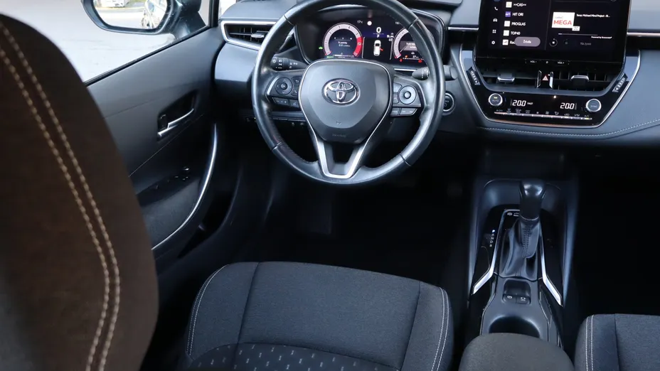 Toyota Corolla -