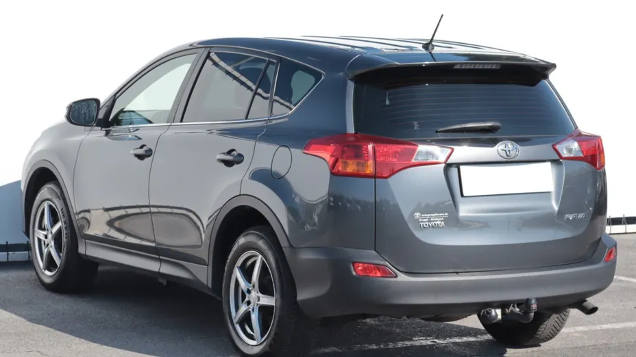 Toyota RAV4 -