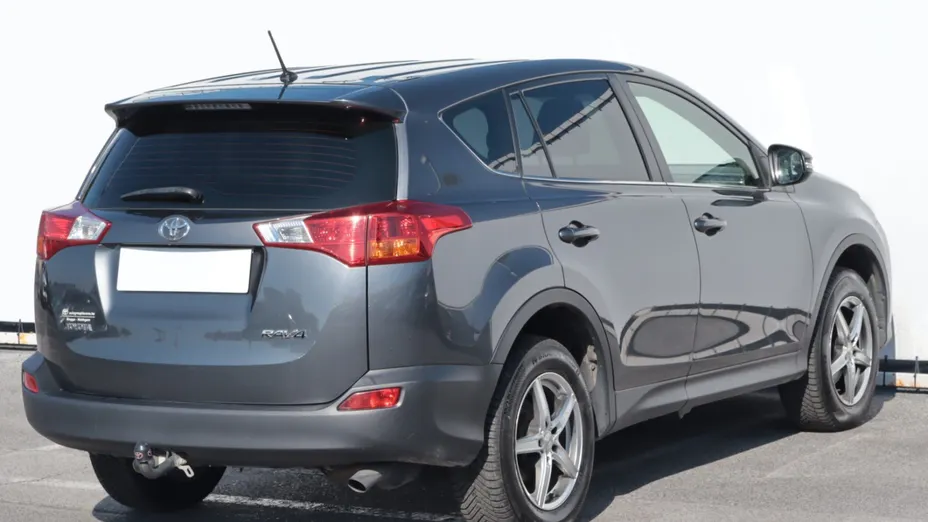 Toyota RAV4 -