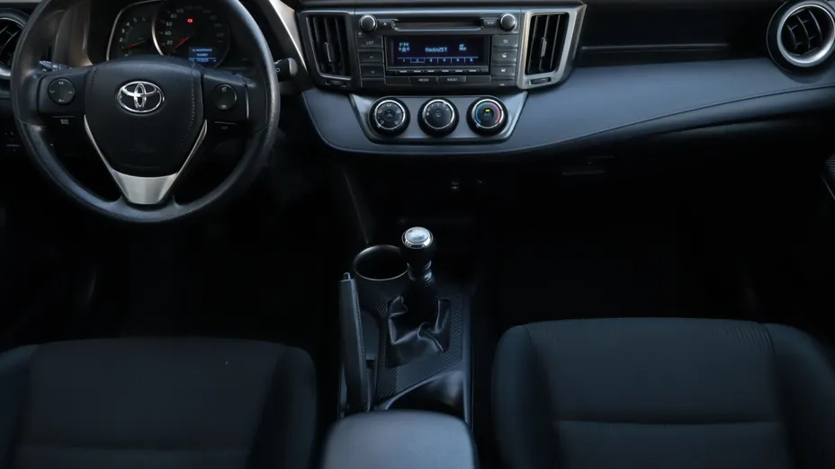 Toyota RAV4 -