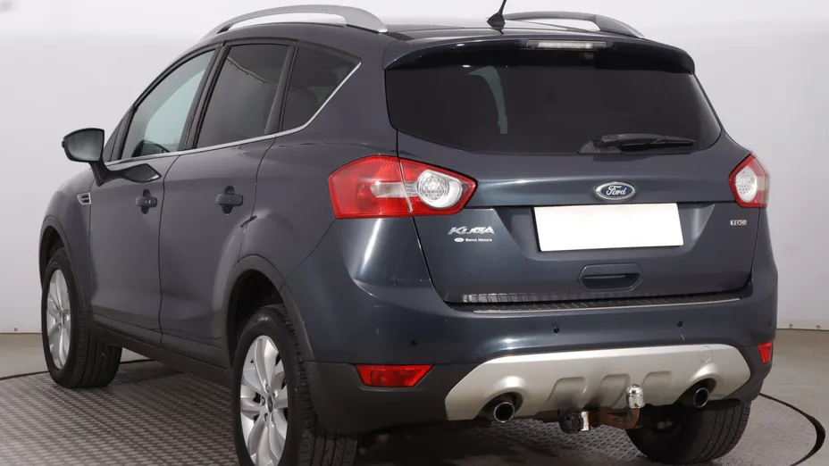 Ford Kuga -