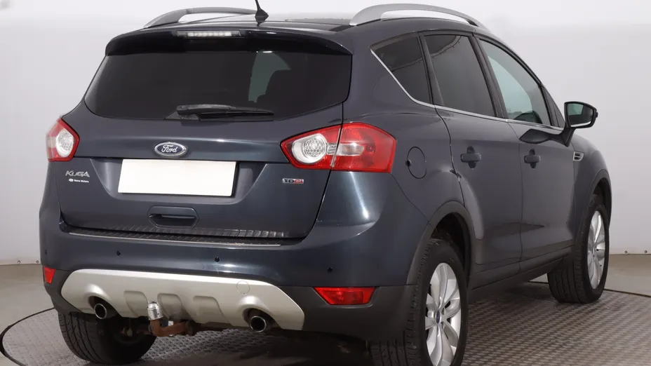 Ford Kuga -