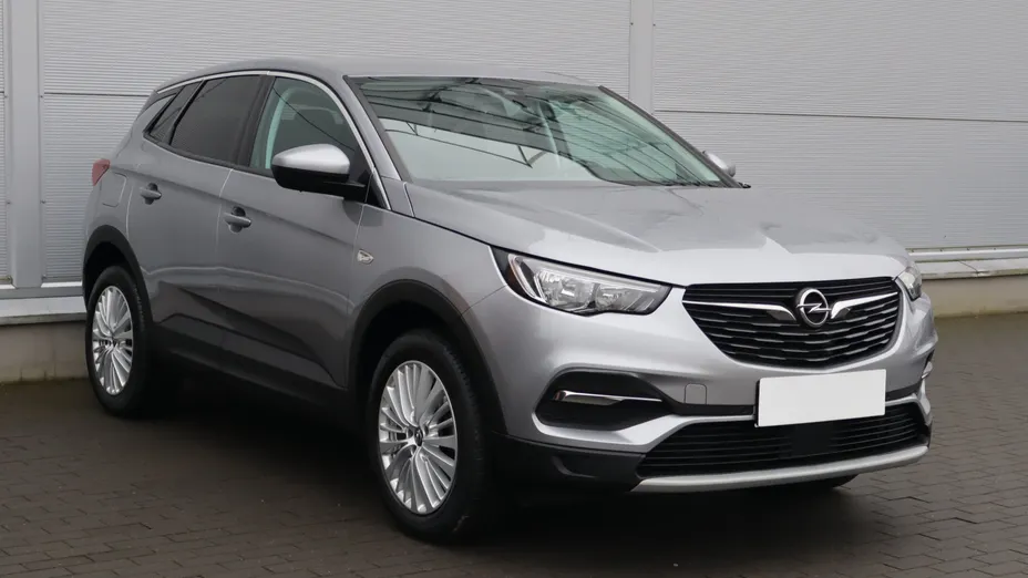 Opel Grandland -