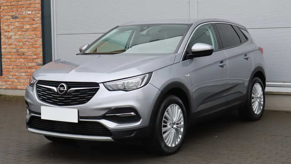 Opel Grandland -