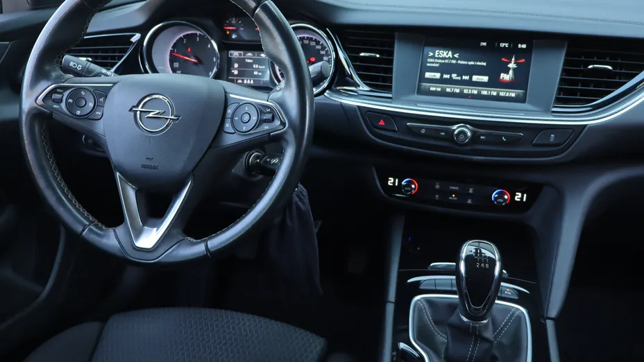 Opel Insignia -