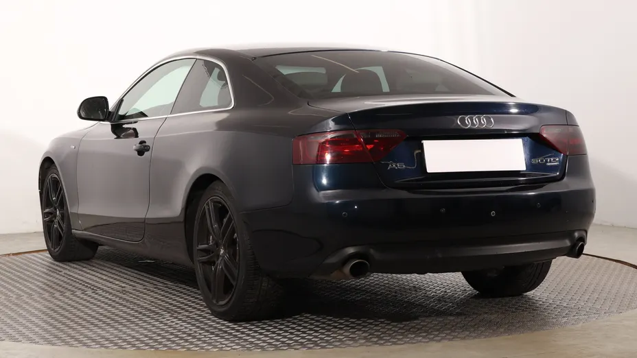 Audi A5 -