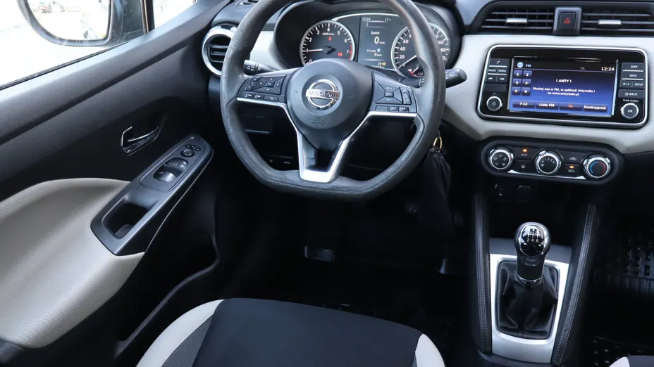 Nissan Micra -