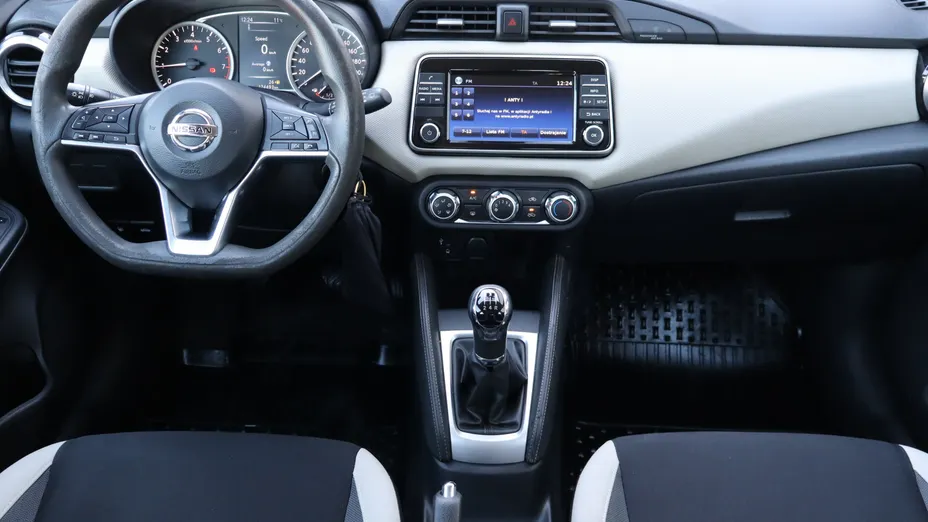 Nissan Micra -