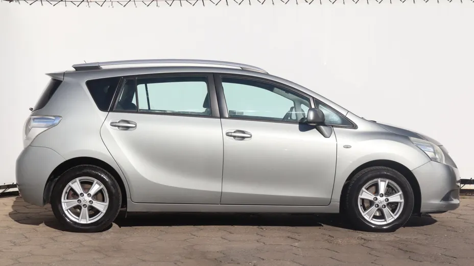 Toyota Verso -