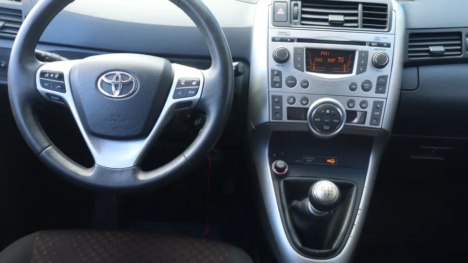Toyota Verso -