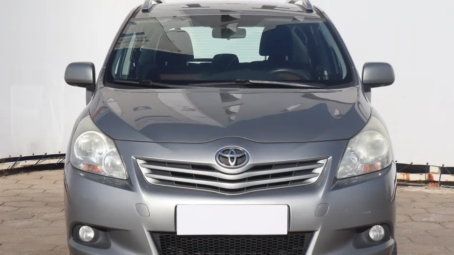 Toyota Verso -