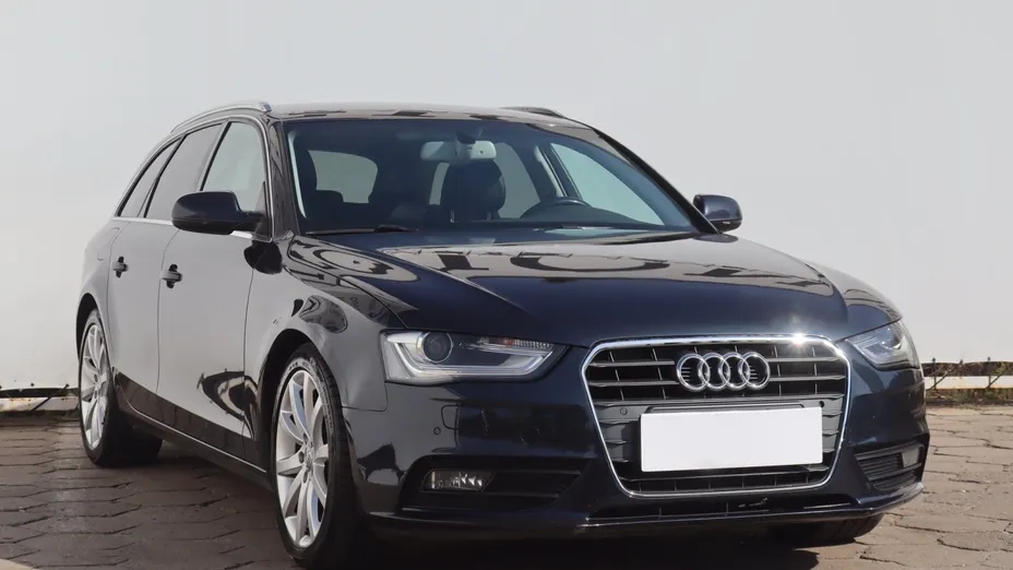 Audi A4 -