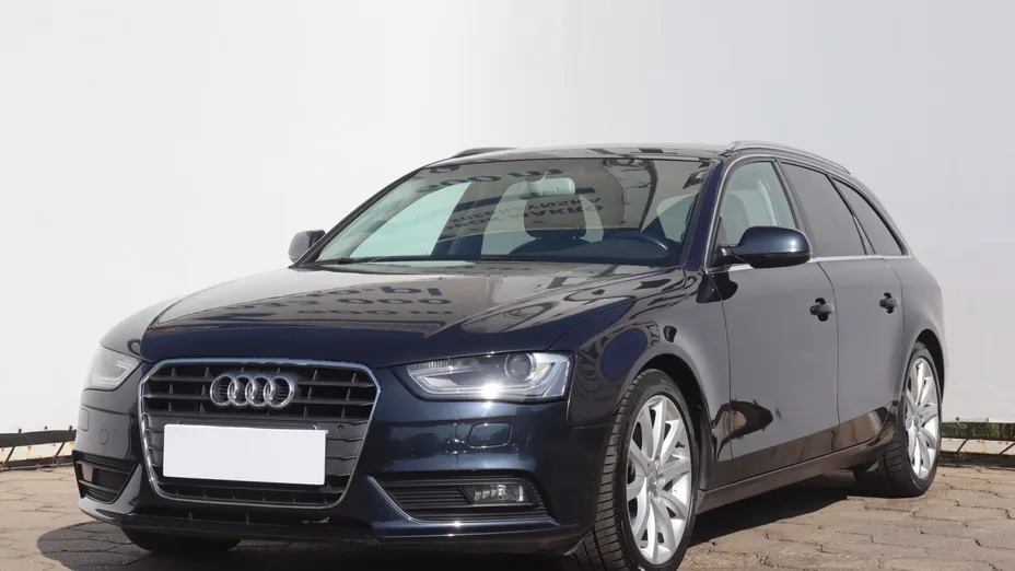 Audi A4 -