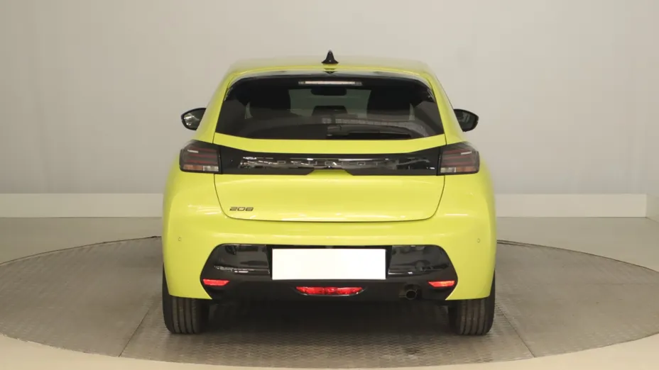 Peugeot 208 -