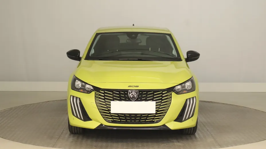 Peugeot 208 -