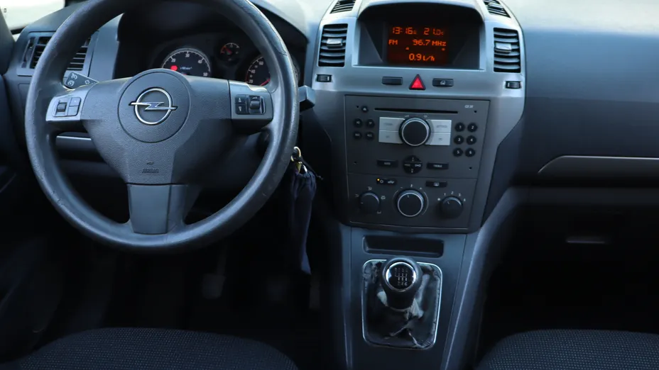Opel Zafira -