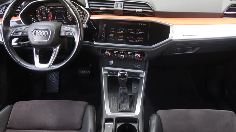 Audi Q3 -