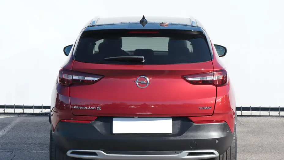 Opel Grandland -