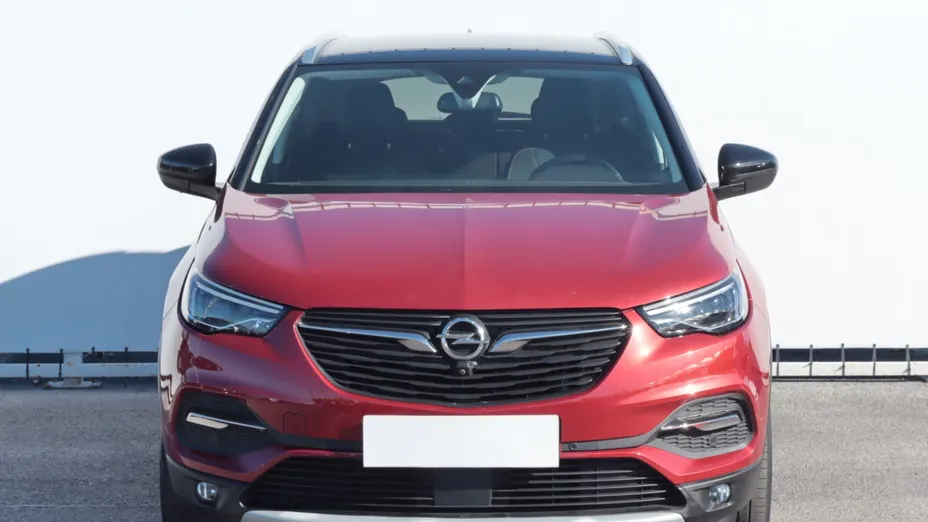 Opel Grandland -