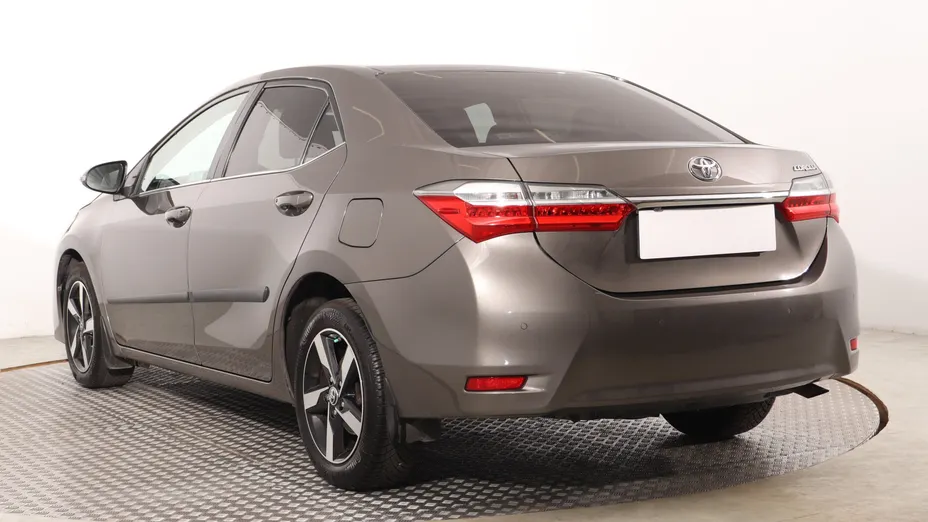 Toyota Corolla -