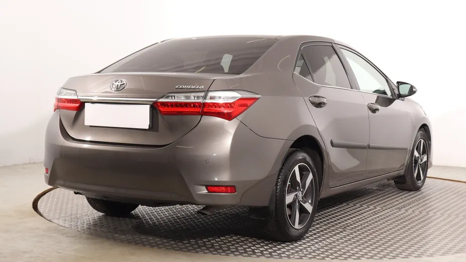 Toyota Corolla -