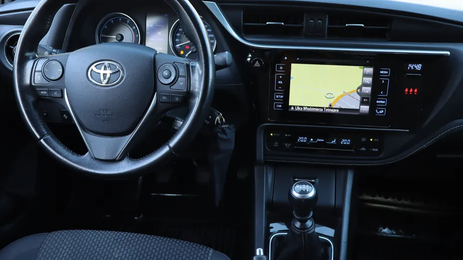 Toyota Corolla -