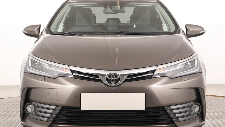 Toyota Corolla -
